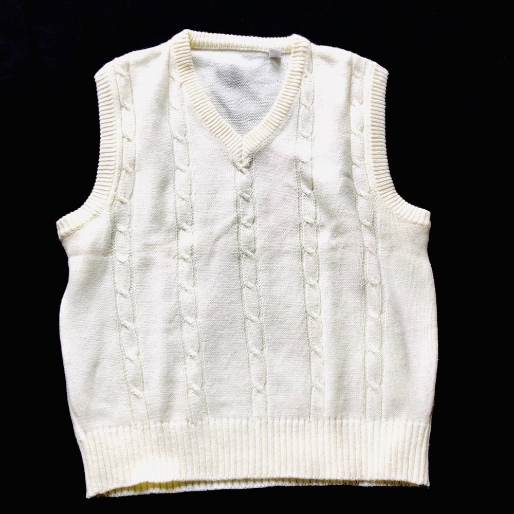 NWT V-Neck Vest L size